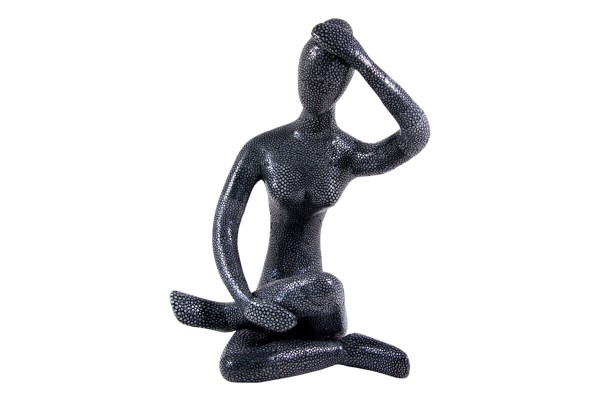 Thinker sculpture covered with stingray leather anthracite @a-cuckoo-moment