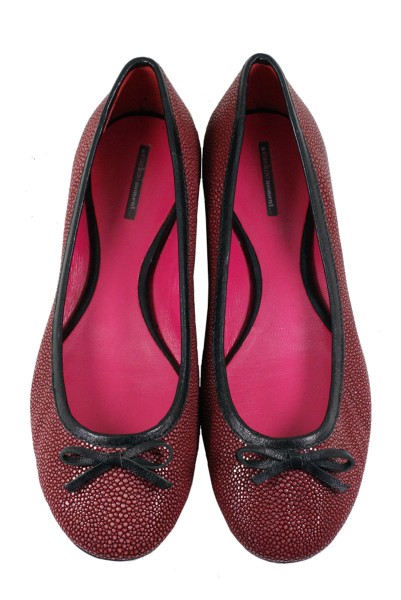 Ballerinas made of stingray leather bordeaux