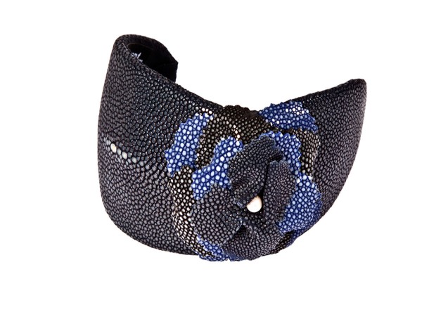 Alice band with flower made of stingray leather blue @a-cuckoo-moment