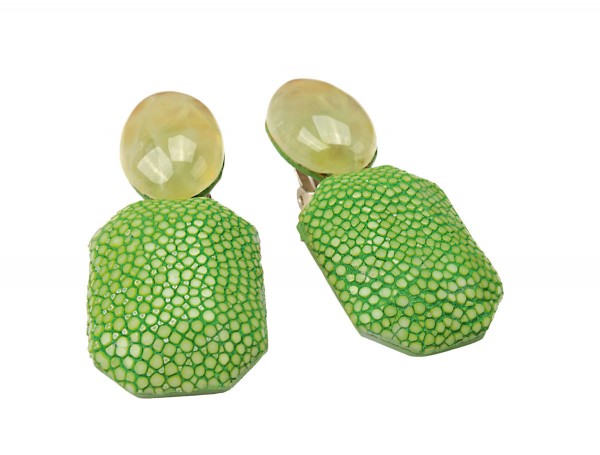 grace - earrings made of stingray light green with prehnite @ a-cuckoo-moment