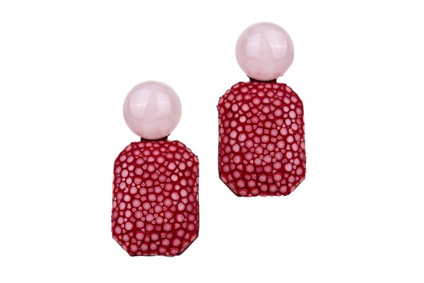 Gracy earrings with rose quartz and stingray leather bordeaux a-cuckoo-moment