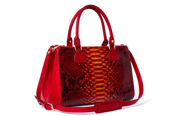 Handtasche Tessa in der Farbe lava (rot) handbemalte Pythonschlange @a-cuckoo-moment